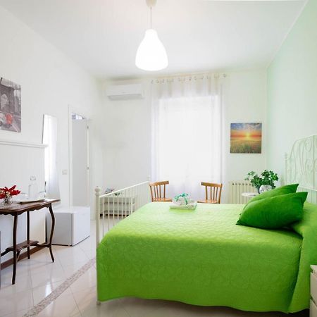 Bed and Breakfast Casa Di Nora Formia Exterior foto